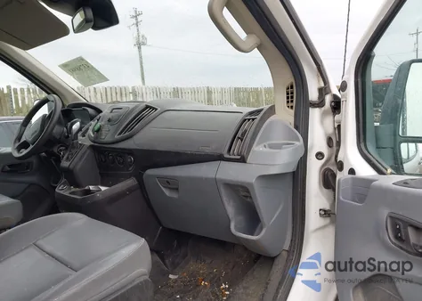 2018 Ford Transit-250 из США, поврежденный, VIN 1FTYR2ZM7JKB02511